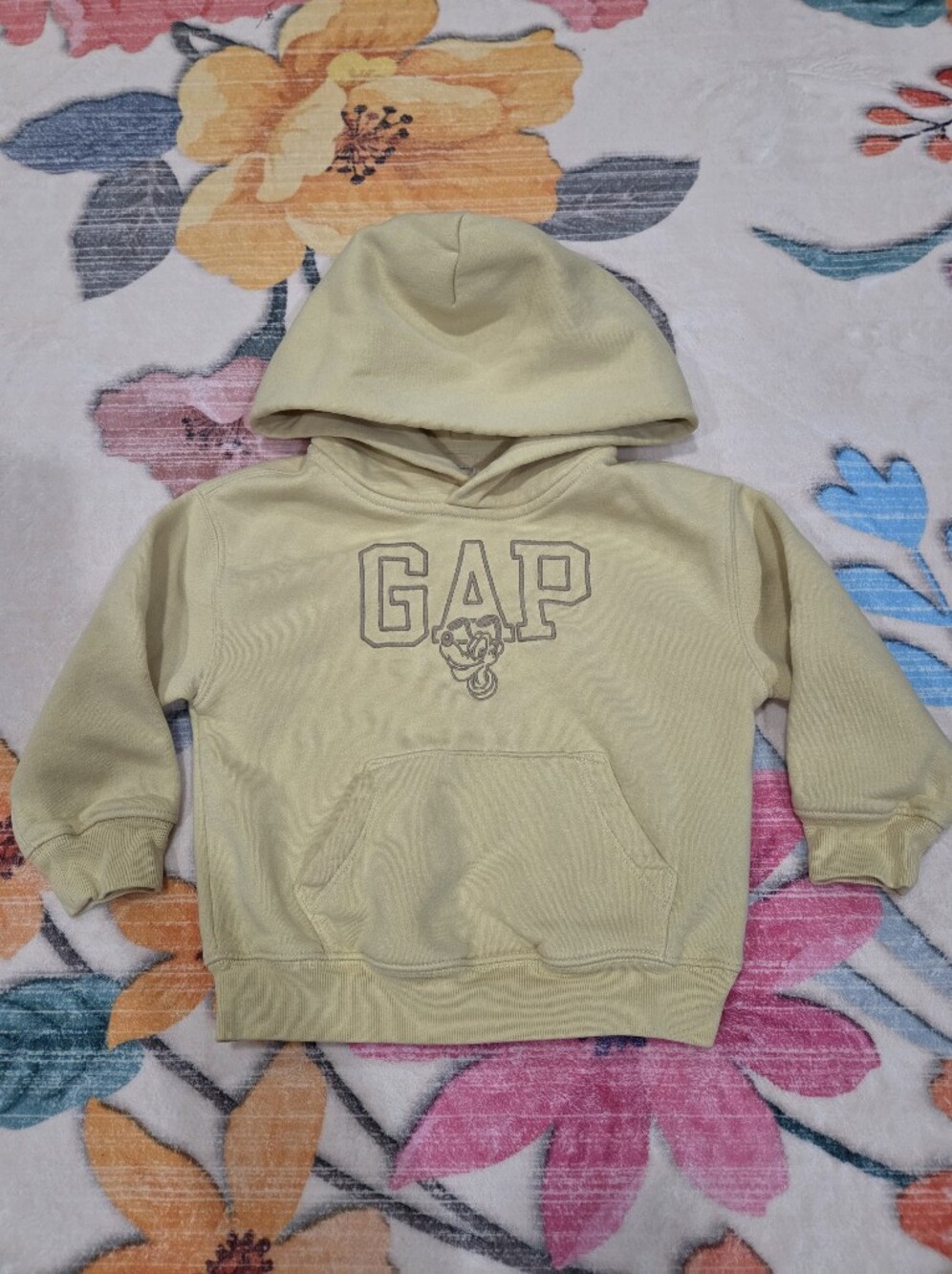 Gap × Disney Kids VintageSoft Logo Hoodie Pluto Size 3T